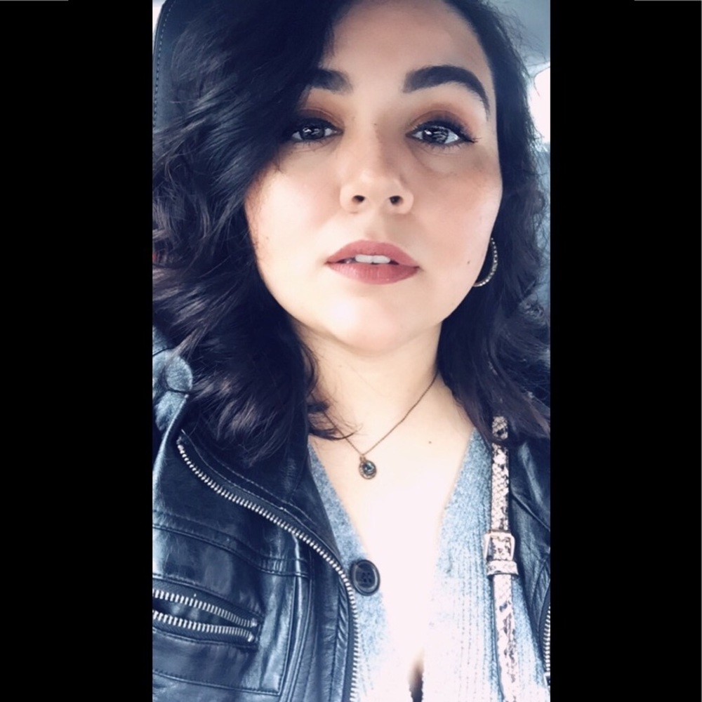 Meet your Posher, Ramona